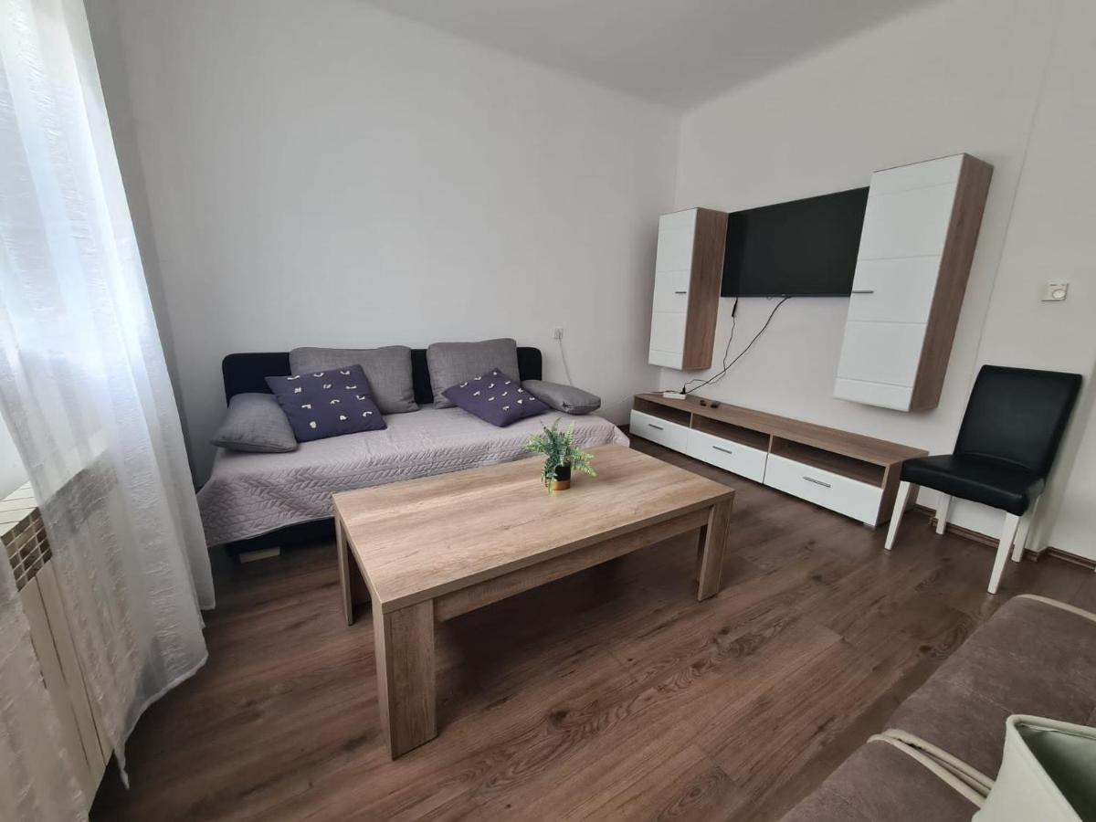 House Delboy With Garage, Crnomerec Zagabria Esterno foto