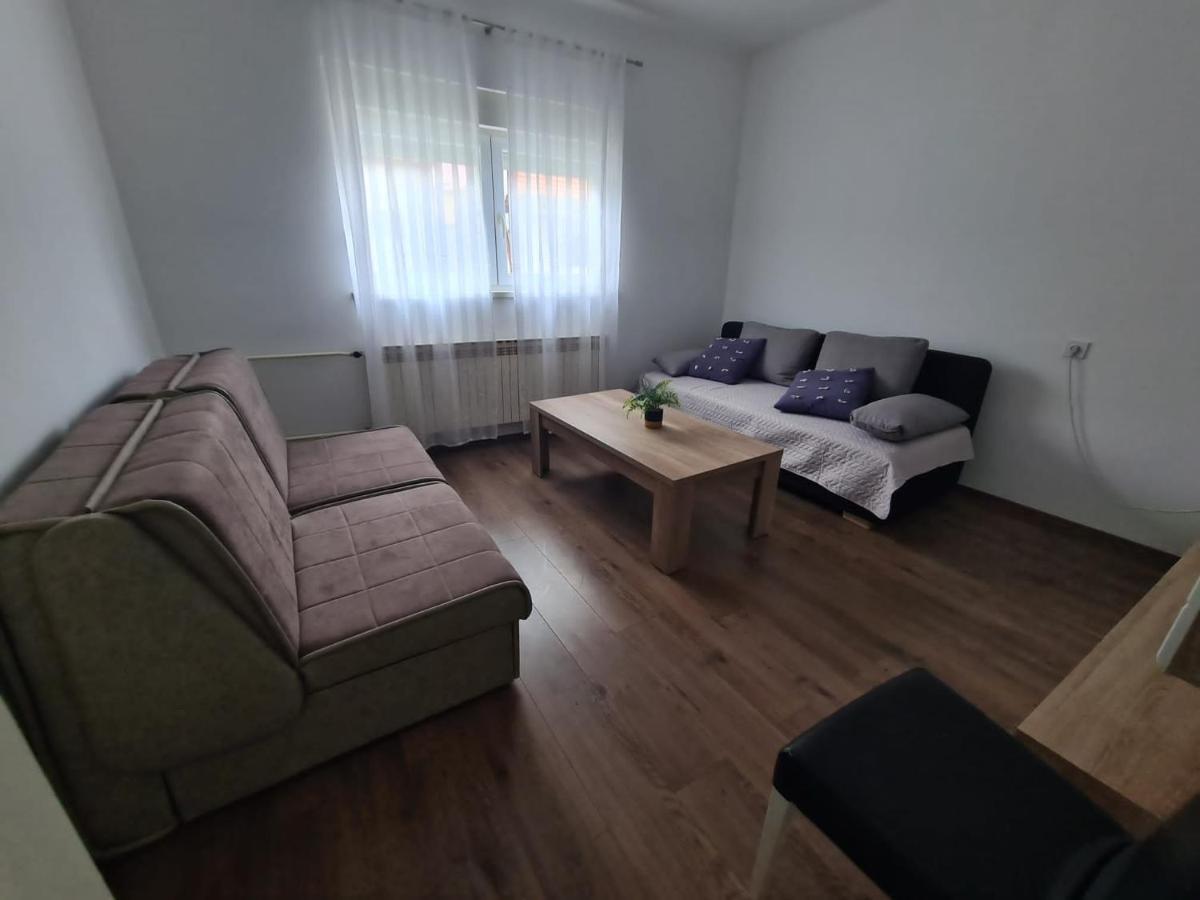 House Delboy With Garage, Crnomerec Zagabria Esterno foto