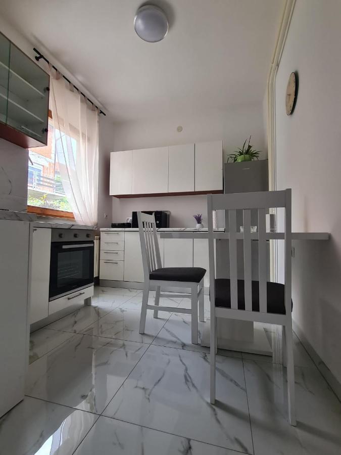 House Delboy With Garage, Crnomerec Zagabria Esterno foto