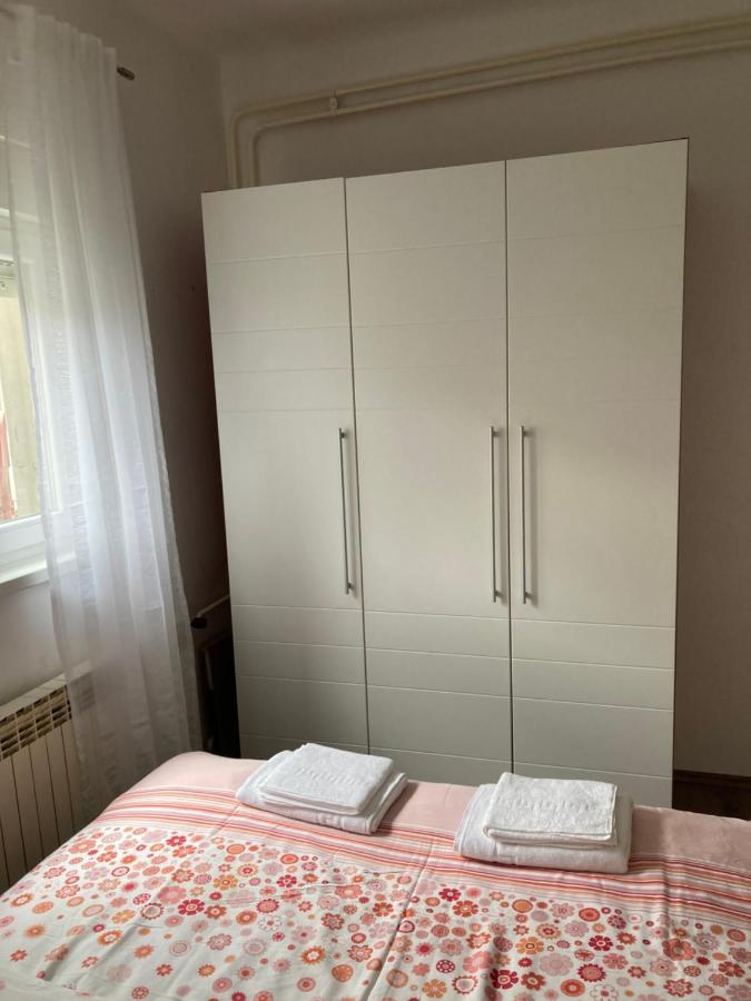 House Delboy With Garage, Crnomerec Zagabria Esterno foto